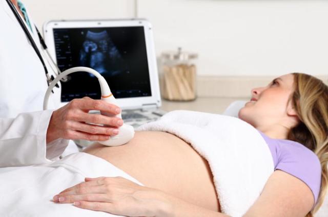 Гипоксия плода при беременности: симптомы и признаки патологии, последствия для организма ребенка и принципы лечения
