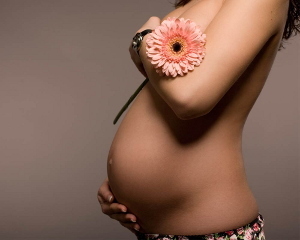 Пилатес во время беременности: преимущества и польза для организма, техника занятий по триместрам и меры предосторожности, противопоказания для тренировок и общие рекомендации