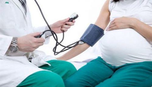 Сахарный диабет при беременности: симптомы и признаки заболевания, влияние на ребенка и роды, современные методы лечения и диагностики, возможные осложнения