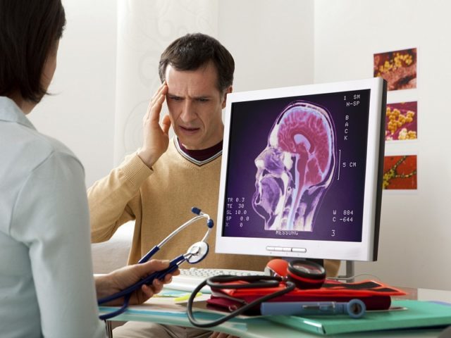 Абузусная головная боль: описание патологии, сопутствующие симптомы, меры лечения и профилактики