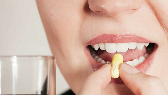Аллергия на зубной протез в полости рта: причины развития, характерные симптомы, диагностика и тактика лечения