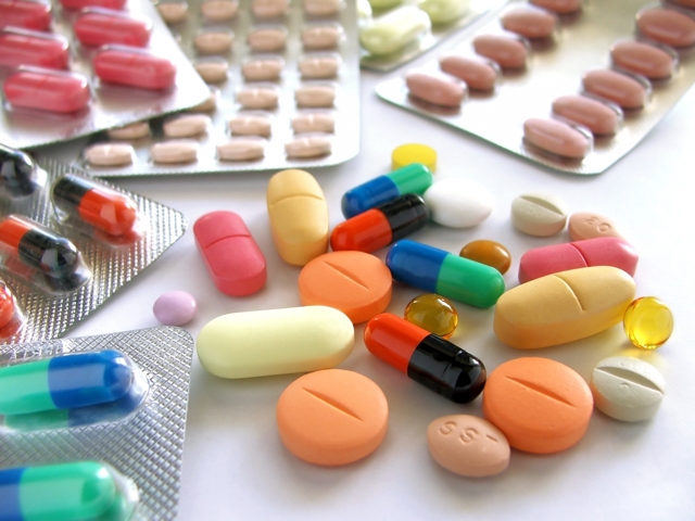 Антибиотики для глаз в таблетках, каплях широкого спектра – как выбрать самые эффективные