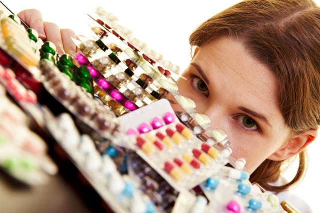Антибиотики для глаз в таблетках, каплях широкого спектра – как выбрать самые эффективные