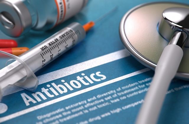 Антибиотики при пневмонии у детей: эффективные препараты, особенности применения, меры предосторожности