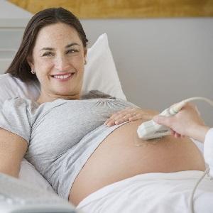 Беременность после 40 лет: за и против, возможные риски, комплекс исследований, нюансы родоразрешения