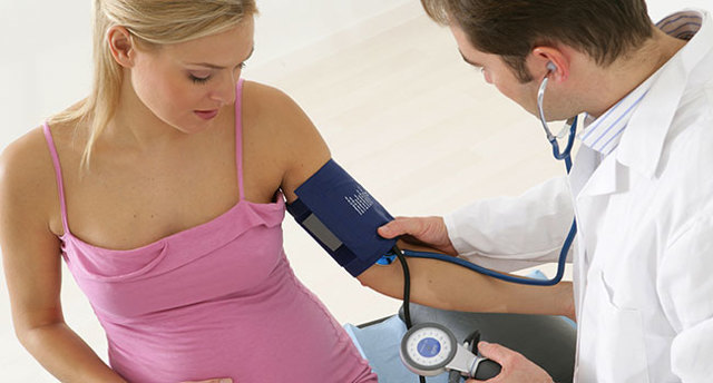 Бессонница при беременности: провоцирующие факторы, влияние на здоровье, методы решения проблемы