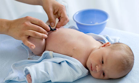 Болезни грудничков, новорожденных: распространенные заболевания и методы их лечения