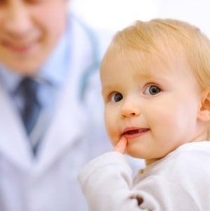 Чем лечить аллергический конъюнктивит у детей: самые эффективные капли, мази и таблетки