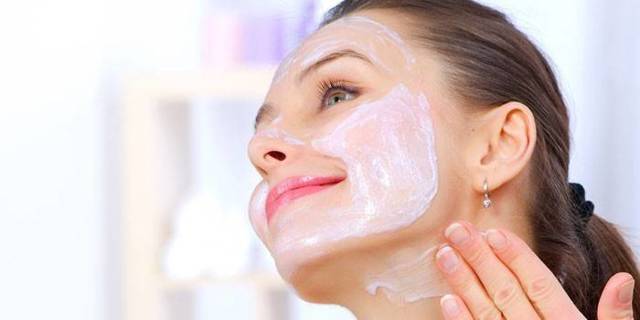 Домашние маски для сухой кожи: лучшие рецепты, подготовка к процедуре, особенности применения, важные рекомендации