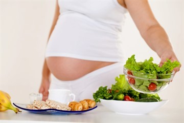 Гестационный диабет при беременности: характерные симптомы, влияние на плод, принципы лечения и особенности диеты