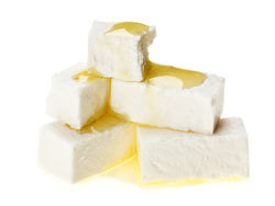 Голландский сыр: полезные свойства и пищевая ценность, противопоказания к употреблению