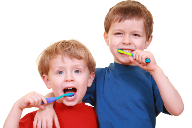 Как чистить зубы детям, лучшая зубная паста для детей, как чистить молочные зубы