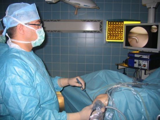 Как долго  заживает сустав: последствия артроскопии и прогноз после операции 
