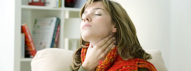 Как лечит боль в горле: что делать, когда началось воспаление и сложно глотать?