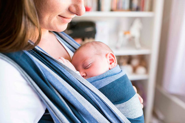 Как выбрать слинг для новорожденного, грудничка: в чем особенность разных моделей, как выбрать