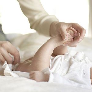 Кремы и мази под подгузник ребенку, средства для лечения пеленочного дерматита