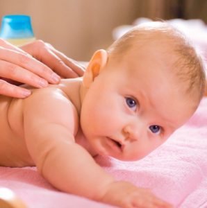 Кривошея у грудничков: симптомы, лечение, профилактика кривошеи у новорожденных