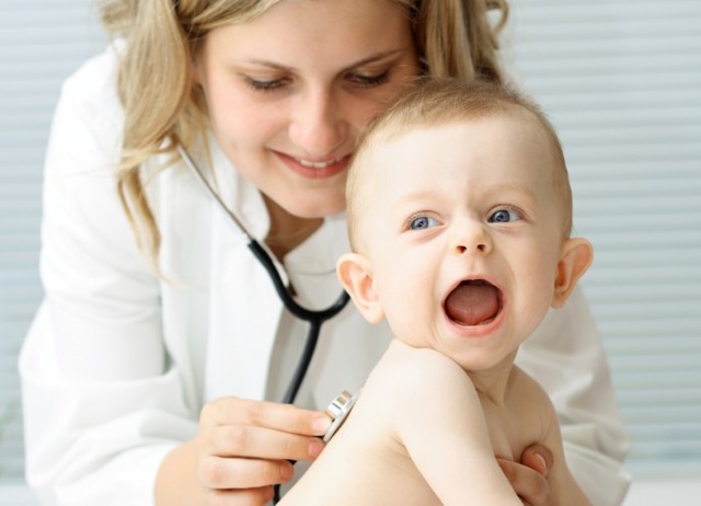 Ларингомаляция у детей, новорожденных: описание, причины развития, методы лечения, как облегчить приступы у малыша