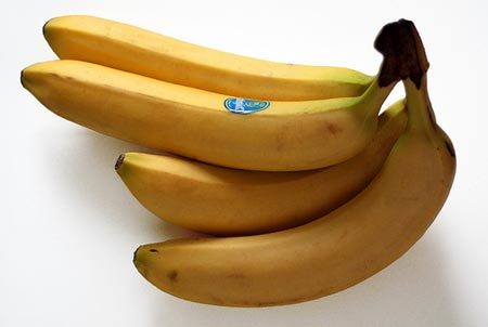 Можно ли бананы при грудном вскармливании: польза и вред, воздействие на ребенка, правила введения в рацион