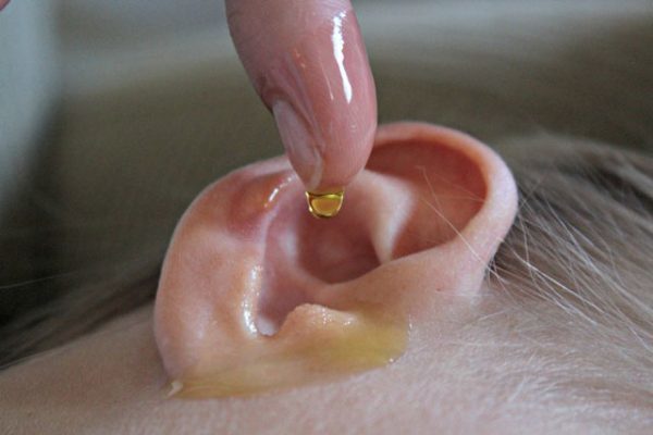 Наружный отит, «ухо пловца»: причины возникновения, клинические проявления, диагностика и способы лечения