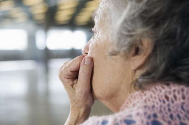 Недержание мочи у пожилых людей: причины, эффективные методы лечения