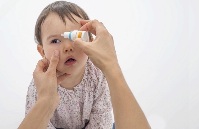 Нужно давать антибиотик ребенку после конъюнктивита?