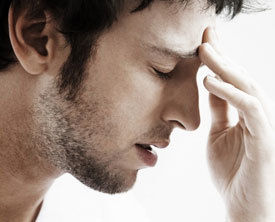 От чего возникает сильная головная боль в районе макушки: основные причины и методы лечения цефалгии