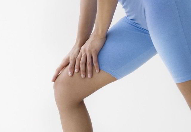 Почему болят ноги ниже колен: из-за чего возникает неприятные ощущения, к какому специалисту обратиться