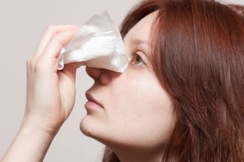 Почему краснеет и опухает нос, может ли это быть следствием перелома
