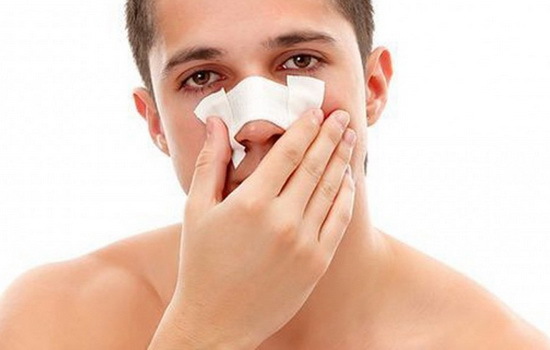 Почему краснеет и опухает нос, может ли это быть следствием перелома