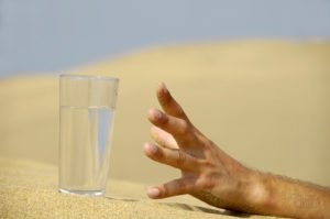 Почему возникает жажда: основные причины, возможные заболевания, способы решения проблемы, меры профилактики