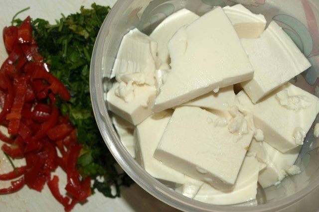 Польза и вред тофу, химический состав, противопоказания, рецепт приготовления в домашних условиях
