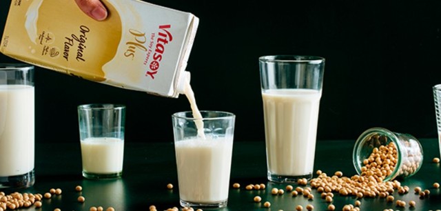 Полезные свойства и вред соевого молока, пищевая ценность и состав, популярные рецепты на основе продукта