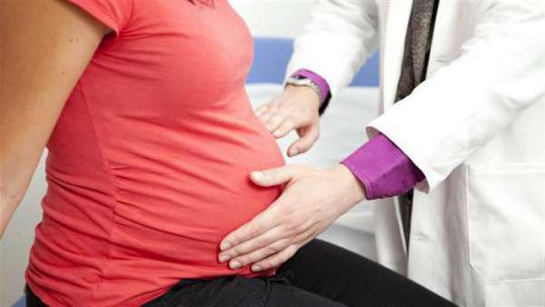 Понос при беременности на ранних сроках, во втором, третьем триместре: чем остановить диарею в домашних условиях