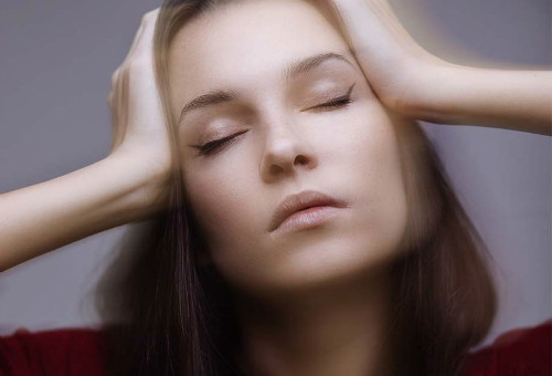 Предобморочное состояние и головная боль: что делать
