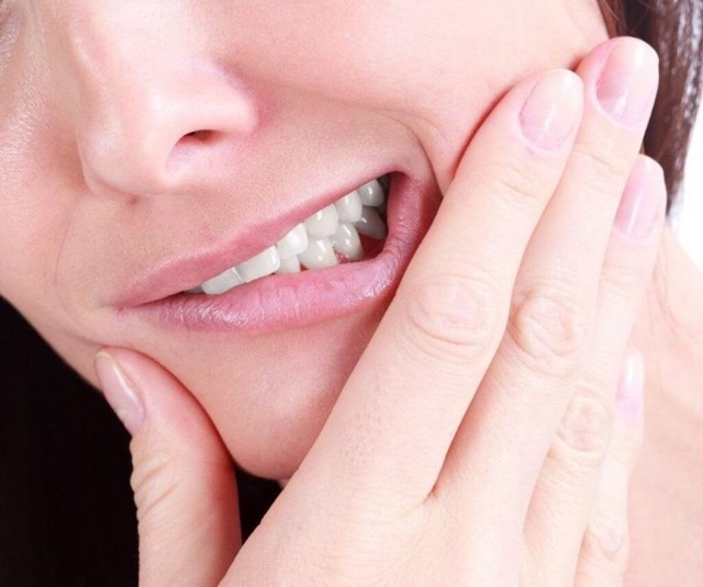 Прикусывание щеки: основные причины, характерные проявления, способы лечения, важные рекомендации