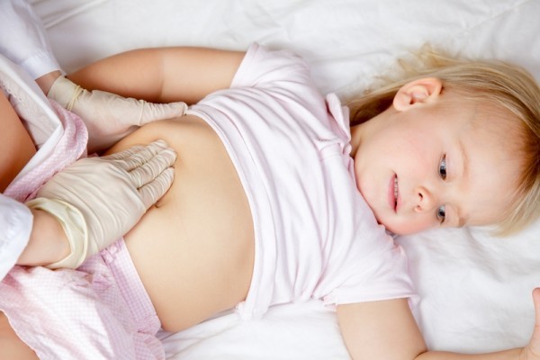 Пупочная грыжа у детей: симптомы, лечение, операция и массаж при пупочной болезни