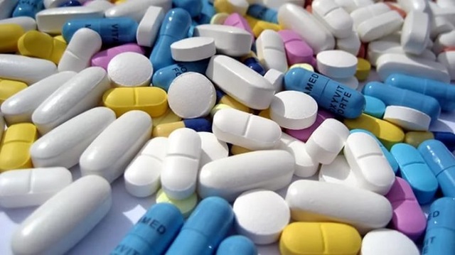 Рефлюкс-эзофагит – чем лечить: обзор надежных препаратов и медикаментозной терапии