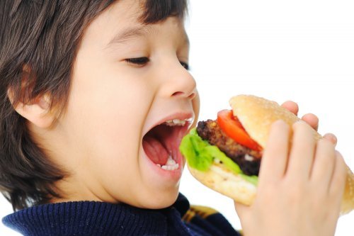 С какого возраста можно давать жареное детям, вред жареной пищи