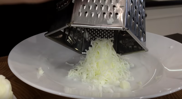 Салат с семгой «Русалочка»: рецепты полезных блюд на каждый день