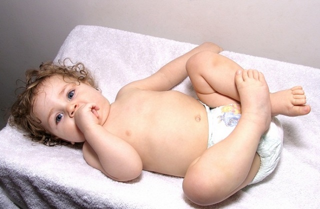 Синехии у мальчиков и девочек: факторы риска, типичные симптомы, диагностика и особенности лечения