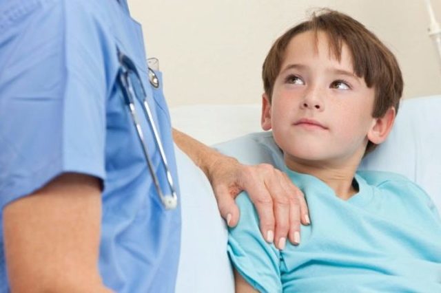 Синехии у мальчиков и девочек: факторы риска, типичные симптомы, диагностика и особенности лечения
