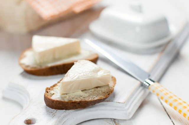 Сливочный сыр: польза и вред