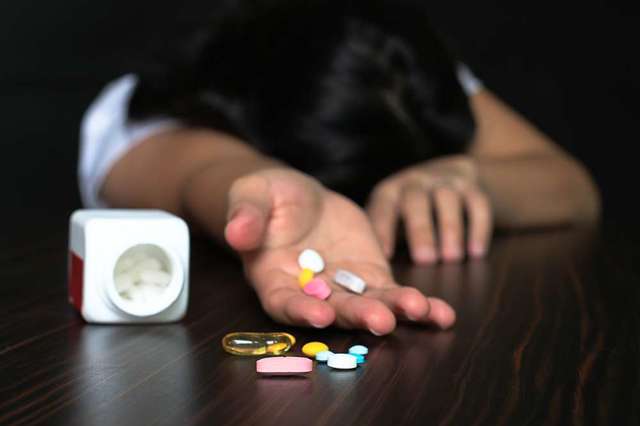 Снотворные и успокоительные: бензодиазепиновая и барбитуровая зависимость, механизм действия, возможные последствия