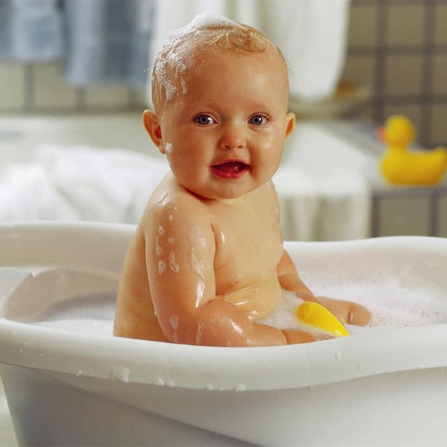 Средства для купания новорожденных, малышей с сухой кожей, детей с атопическим дерматитом