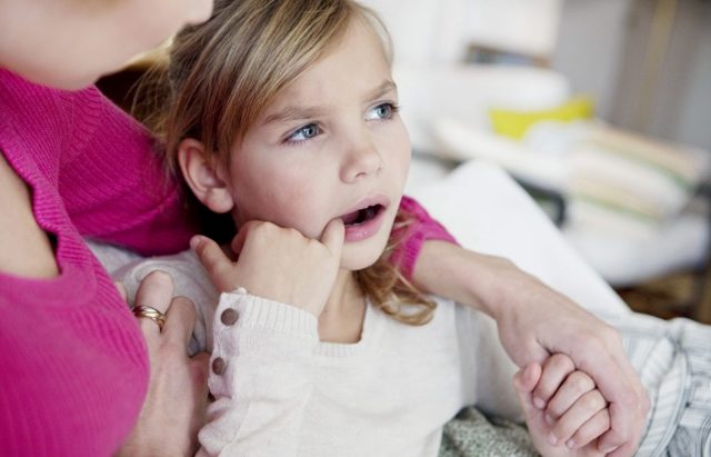 Стоматит у детей: причины возникновения, как лечить в домашних условиях