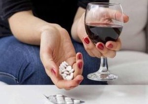 Терафлю и алкоголь: взаимодействие лекарства со спиртным, скорость выведения, побочные эффекты