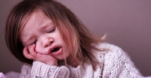 Трахеобронхит у детей: причины заболевания, лечение хронической и острой формы антибиотиками и народными средствами, возможные осложнения