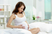 Травмы, удар в живот при беременности на ранних и поздних сроках: последствия