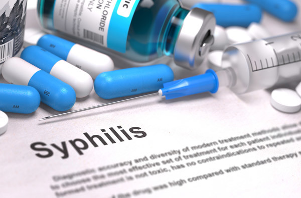 Третичный сифилис: механизм развития, сопутствующие симптомы, диагностика и методы лечения